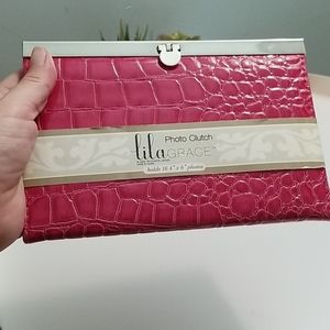 Lila grace photo clutch pink